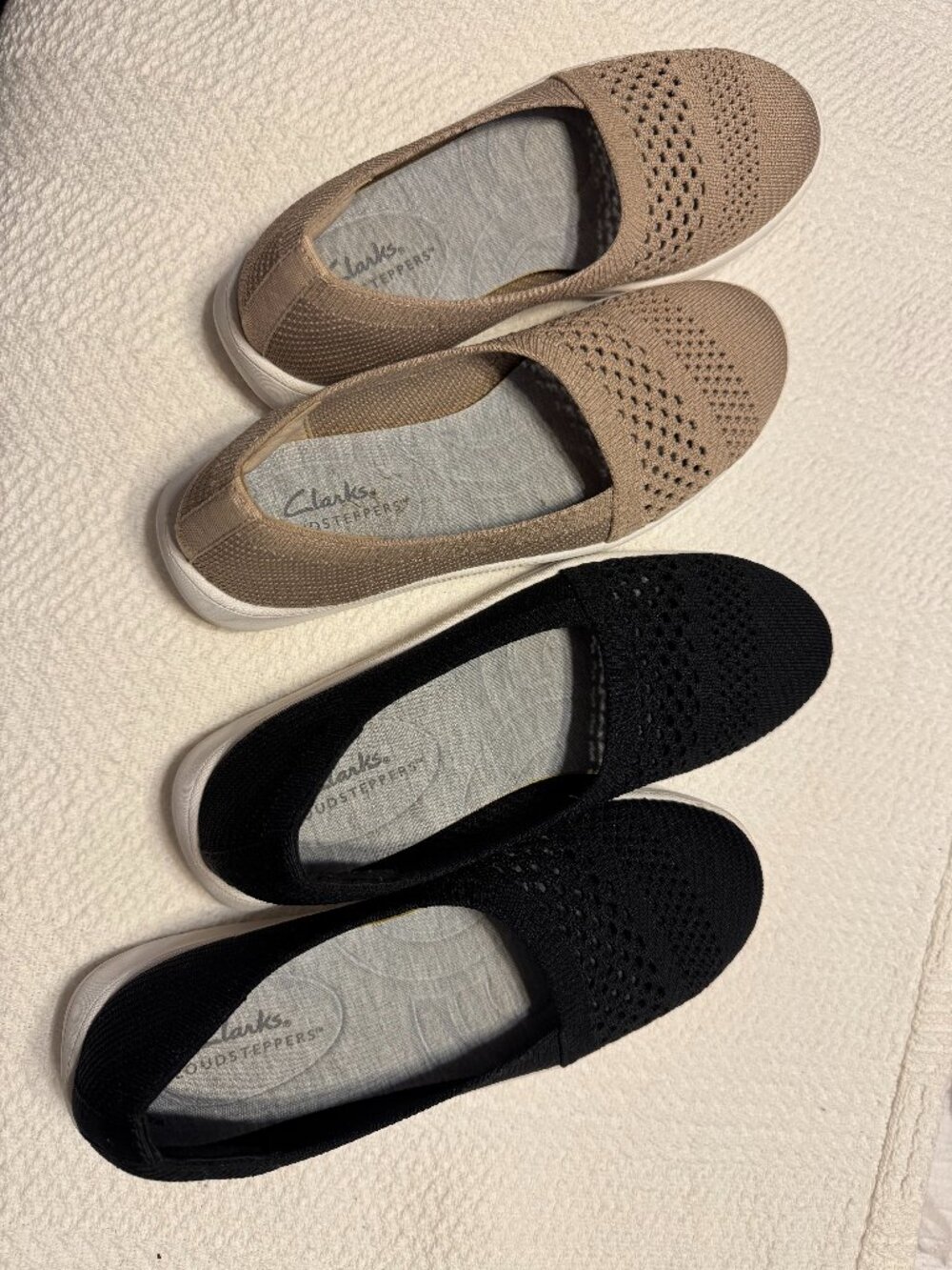 Clarks Cloudsteppers Slip-On Bundle (2 Pairs) | Tan & Black | Size 6 | Excellent